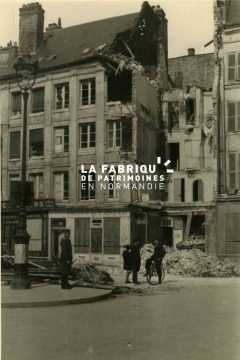 Immeubles détruits par les bombardements au Havre en 1940